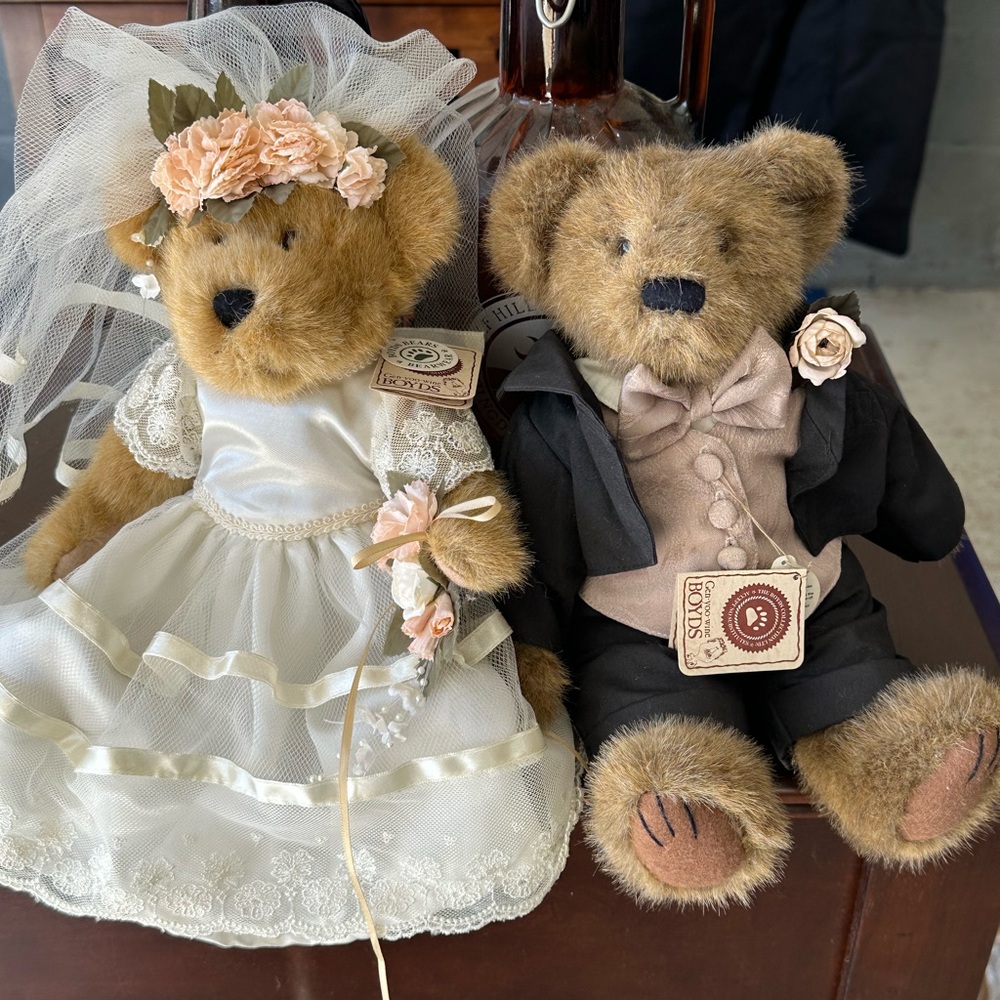Boyd’s Bear’s Bride and Groom Teddy Bears